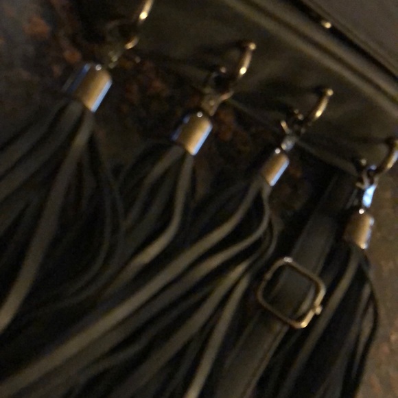 🖤Trendy Tassel Leather Bag🖤 - Picture 13 of 16